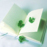 クローバーと日記帳